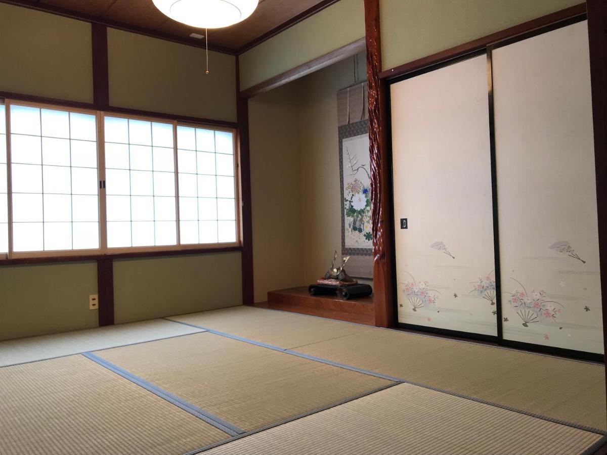 Relaxing House De Akemi Bed & Breakfast Imizu Exterior photo